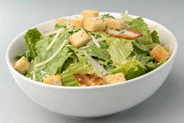 salad with chicken