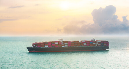 Shipping goods by ship