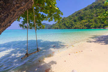 Obraz premium Surin Islands National Park (Moo Koh Surin) one of the most beautiful tourist and snorkeling destinations in Thailand. Enjoy crystal clear water and famous white sand beaches. Located in Phang Nga 