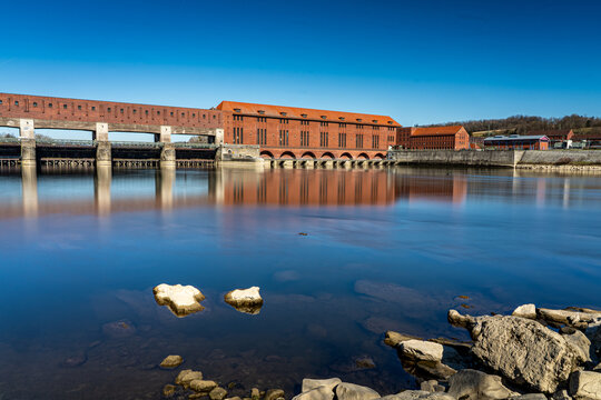 Wasserkraftwerk an der Donau - Kachlet - Passau