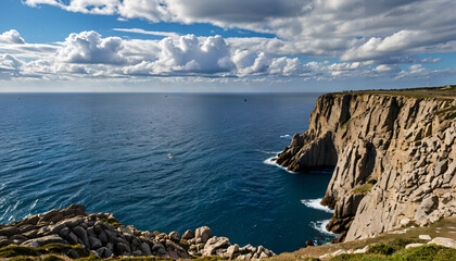 Fototapeta premium Les falaises majestueuses de la côte rocheuse