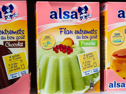 Alsa brand product. Preparation Flan Entremets Pistache