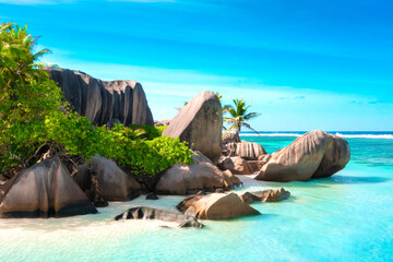 Anse Source D'Argent - the most beautiful beach of Seychelles. La Digue Island, Seychelles