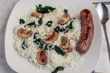 white rice  with spinach and mushrooms