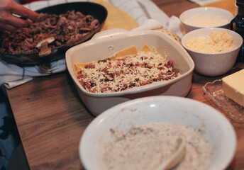 the process of making italian lasagna