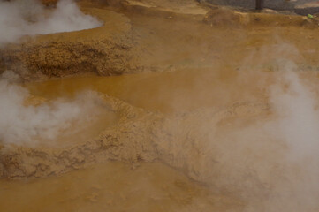 大分県の地獄めぐりにある、かまど地獄