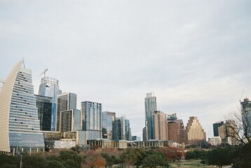 Fototapeta premium horizontal sunset skyline Austin Texas with park