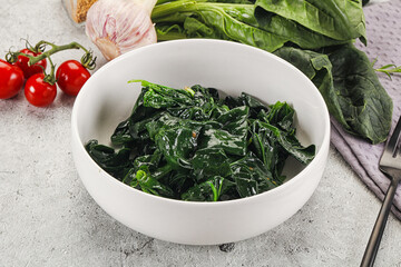 Coocked green spinach with oil