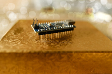 Electronic chip, bug, microcontrollers and circuit connections for electronics DIY projects,...
