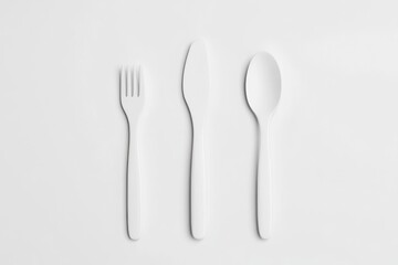 White disposable cutlery set