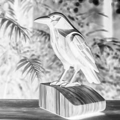 Elegant Wooden Crow Sculpture – Handcrafted Bird Art for Home Decor
