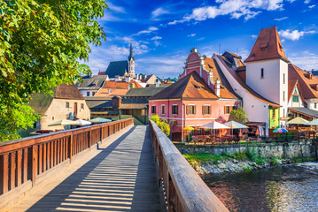 Cesky Krumlov, Czech Republic. Picturesque Bohemian old town with famous Saint Vitus Church, scenic...
