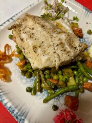 Pavé de Légine sur lit de petits Légumes 