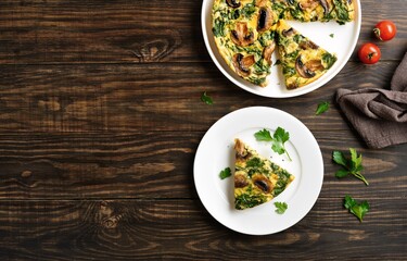 Frittata with spinach and champignon mushrooms