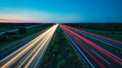 Langzeitbelichtung - Autobahn - Strasse - Traffic - Travel - Background - Line - Ecology - Highway...
