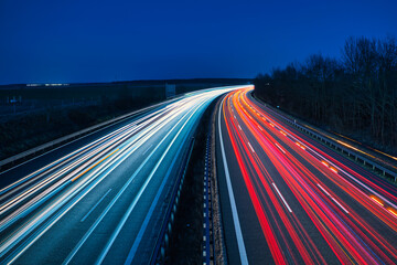 Langzeitbelichtung - Autobahn - Strasse - Traffic - Travel - Background - Line - Ecology - Highway...