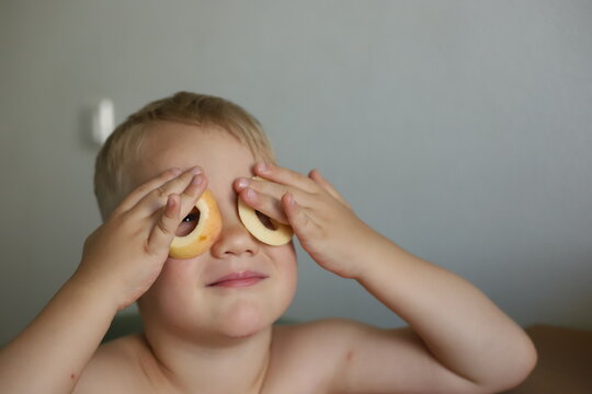 child with apple