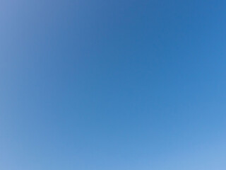 春の朝　何も無い空04
