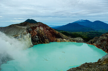 volcano crater  © lex_geodez