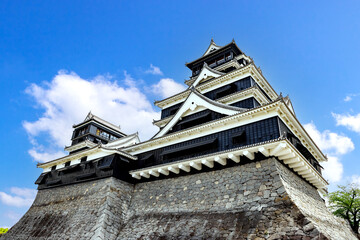 完全復旧した熊本城天守閣