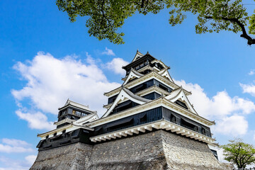 完全復旧した熊本城天守閣