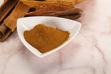 Natural Cinnamon powder with sticks