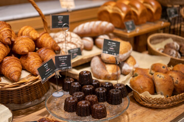 Various types of bakery in the restaurant, such as canale, croissant.