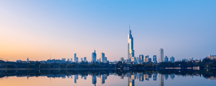 Early morning scenery of Xuanwu Lake and city skyline in Nanjing, Jiangsu Province, China