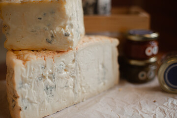 Handcrafted Italian Cheeses – A Selection of Authentic Flavors
