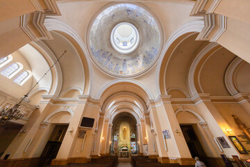 Wnętrze kościoła uzdrowiskowego w Krynicy-Zdroju. © Jacek