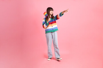 20s woman in winter clothes