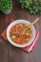 トマトのサルサソース・イメージ(材料｜トマト・玉ねぎ・青唐辛子など)