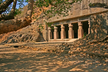 India, Mumbai, Elephanta Island Caves, Gharapuri,