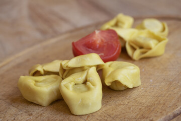 tortellini and fresh tomatoes