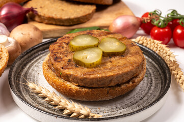 Make burger buns with vegan or vegetarian patties or burgers made from grains, vital wheat gluten food, grilled healthy food