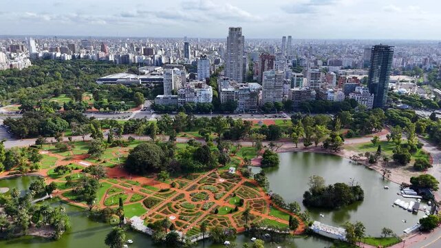 El Rosedal de Palermo, jard&iacute;n y paisajismo, Buenos Aires, flores y naturaleza, parque, turismo. Argentina.