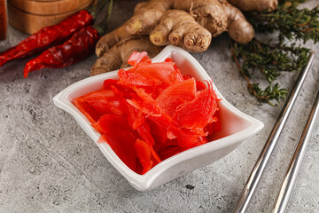 Gurmet marinated ginger root spicy