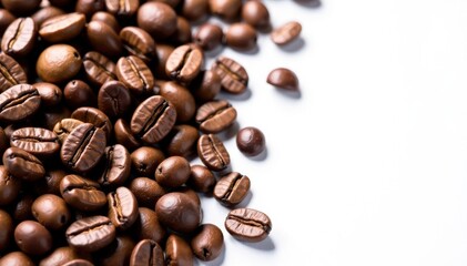 Obraz premium Freshly roasted coffee beans on white background, roast, granules