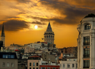 Fototapeta premium Istanbul Galata Tower and dramatic sunset