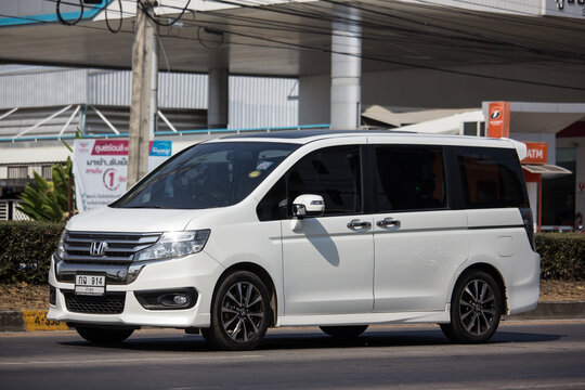 Private Honda Van, Honda StepWGN Spada