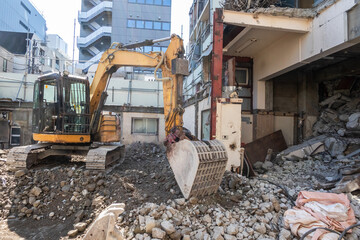 解体現場 demolition of abandoned buildings