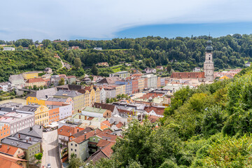 Idyllische Altstadt von Burghausen in Bayern - Deutschland