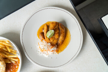 Italian food style chef restaurant sunny day pasta