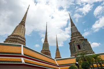 Fototapeta premium Inside the temple of Wat Pho in Bangkok, Thailand