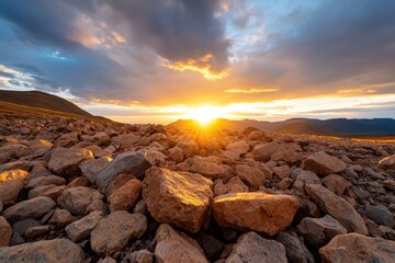 Obraz premium Rocky mountain sunset landscape