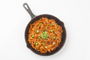  Chicken feet is a dish made by stir-frying trimmed chicken feet with red pepper powder, red pepper paste, and various seasonings.
       