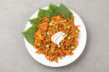 Chicken feet is a dish made by stir-frying trimmed chicken feet with red pepper powder, red pepper...