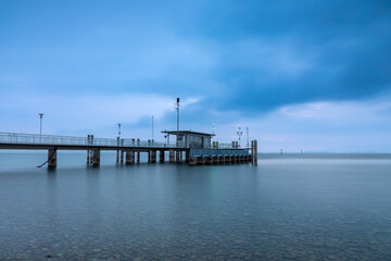 Landungssteg im Hafen von Wasserburg am Bodensee, Bayern