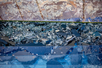 Glasbruch im Wertstoff Container