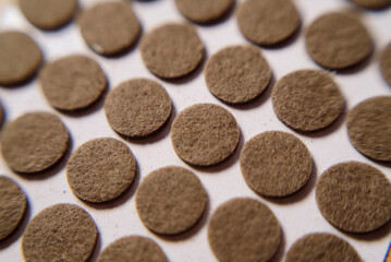 Set de almohadillas de fieltro para patas de mueble y protección de suelos